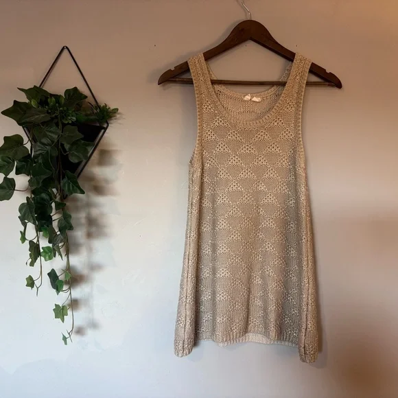 ANTHROPOLOGIE | Moth Sana top - Picture 2 of 5